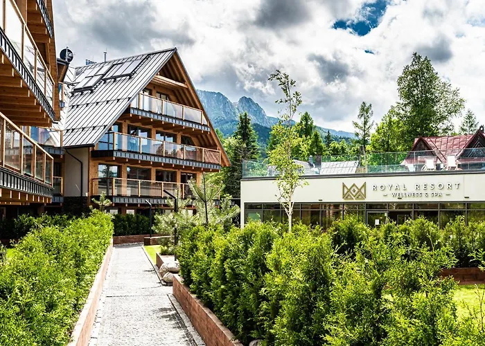 Apartamenty Royal Resort & Spa - Taras Z Widokiem Na Basen